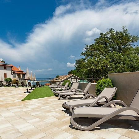 Apartmani Sidro Малинска Экстерьер фото