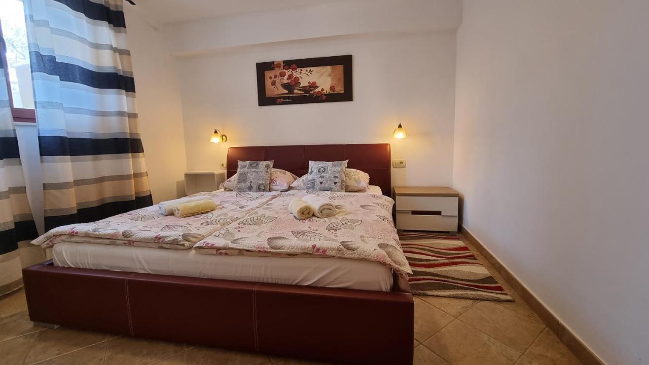 Apartmani Sidro Малинска Экстерьер фото