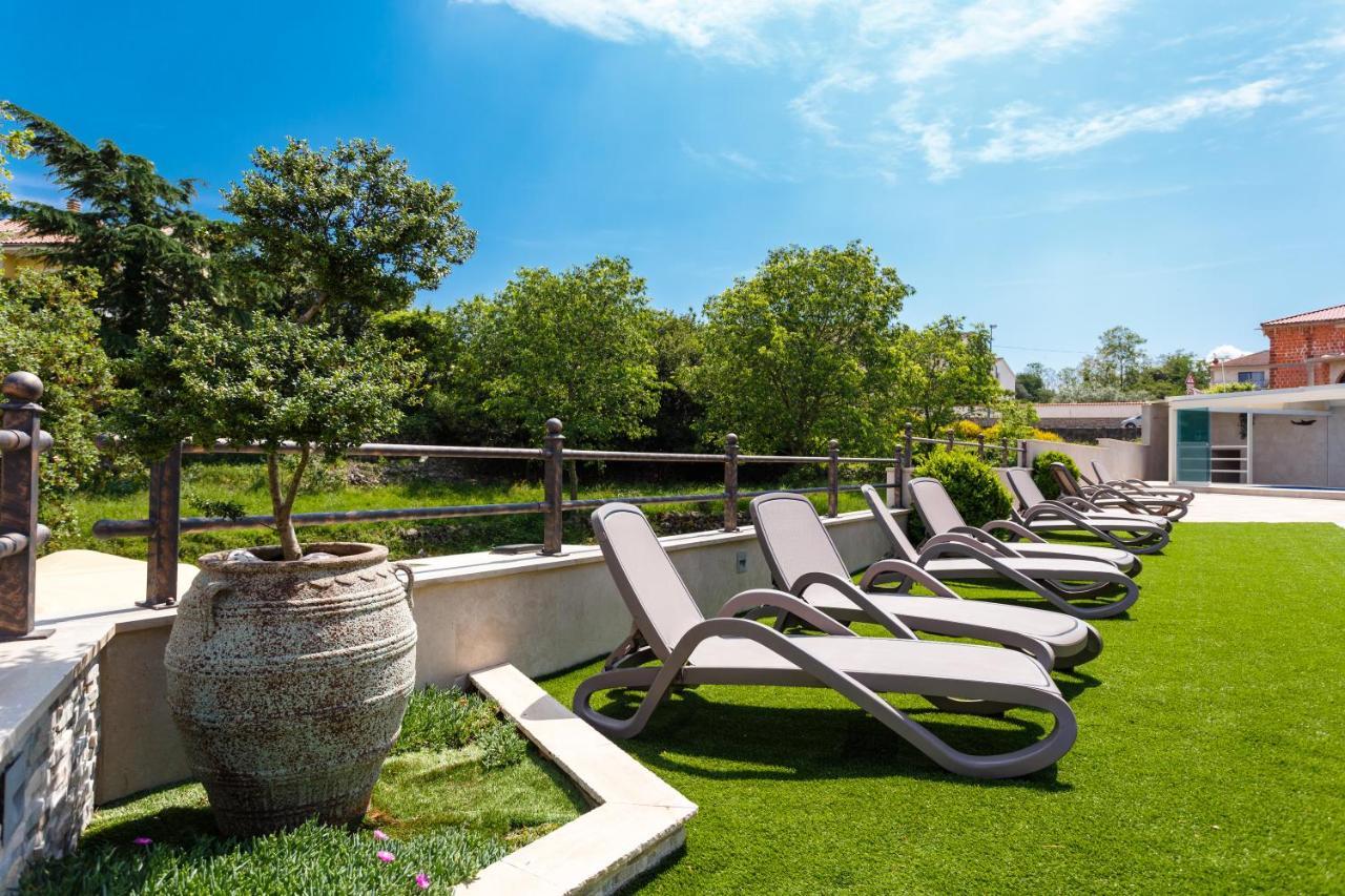 Apartmani Sidro Малинска Экстерьер фото