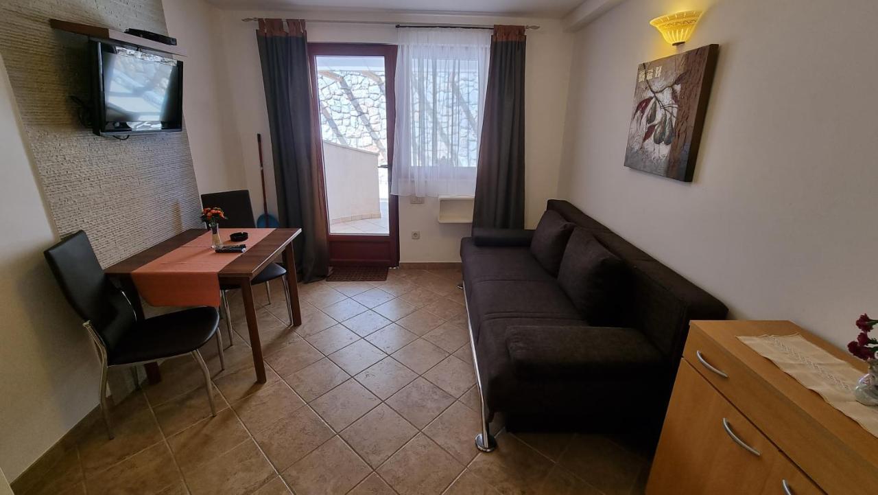 Apartmani Sidro Малинска Экстерьер фото